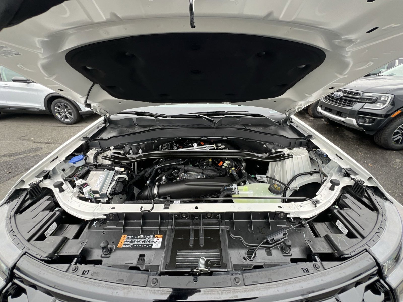 New 2026 Ford Explorer ST-Line w/ ST-Line Street Pack image 28