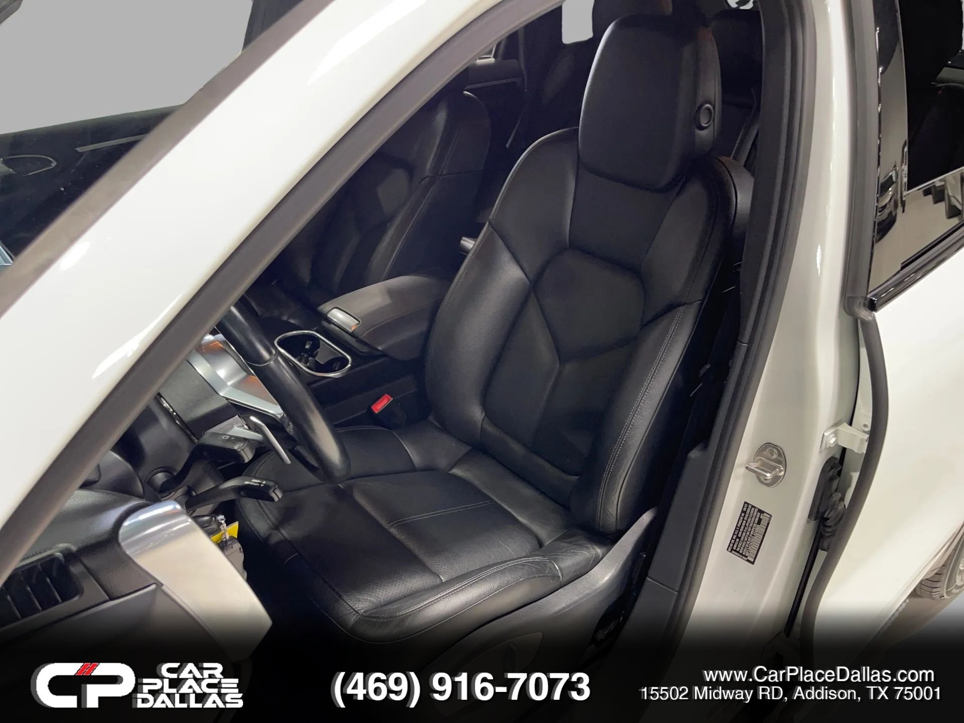 Used 2016 Porsche Cayenne AWD/4WD image 20