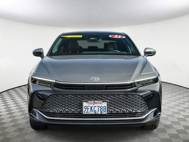 Used 2023 Toyota Crown Limited w/ Advanced Technology Package image 3