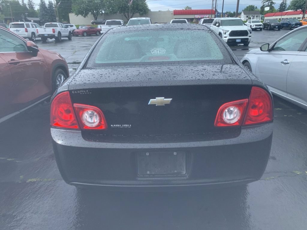 Used 2011 Chevrolet Malibu LS FWD image 3