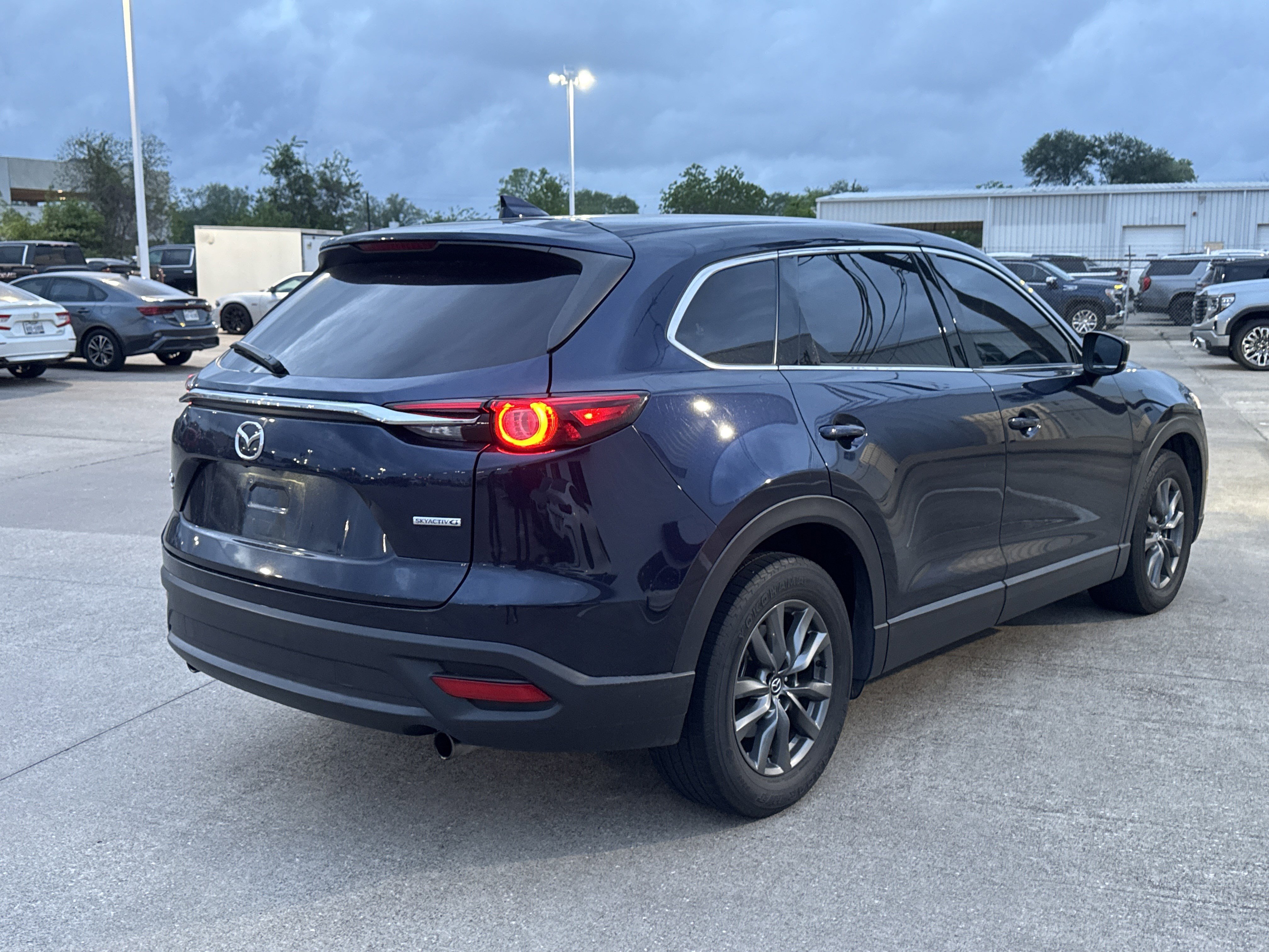 Used 2023 MAZDA CX-9 Touring image 12