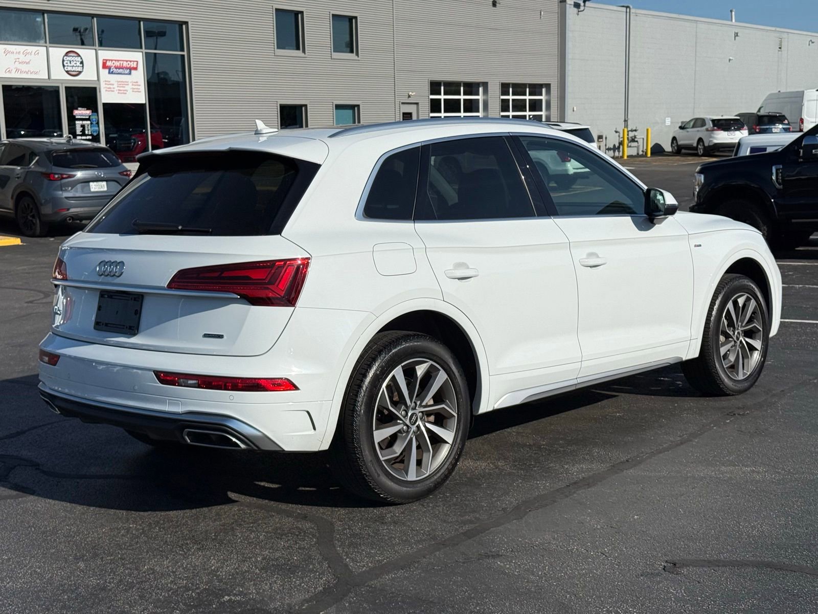 Used 2024 Audi Q5 2.0T Premium AWD/4WD image 4