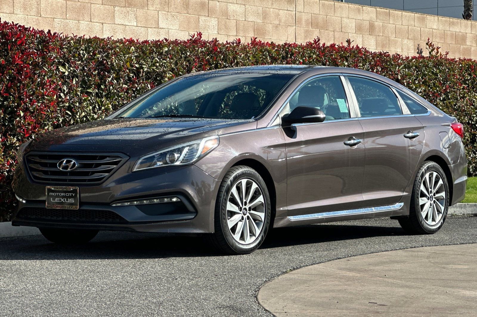 Used 2017 Hyundai Sonata Sport w/ Value Edition Package 02 image 8