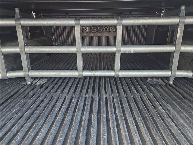 Used 2007 Nissan Frontier SE w/ SE Value Truck Pkg RWD image 6