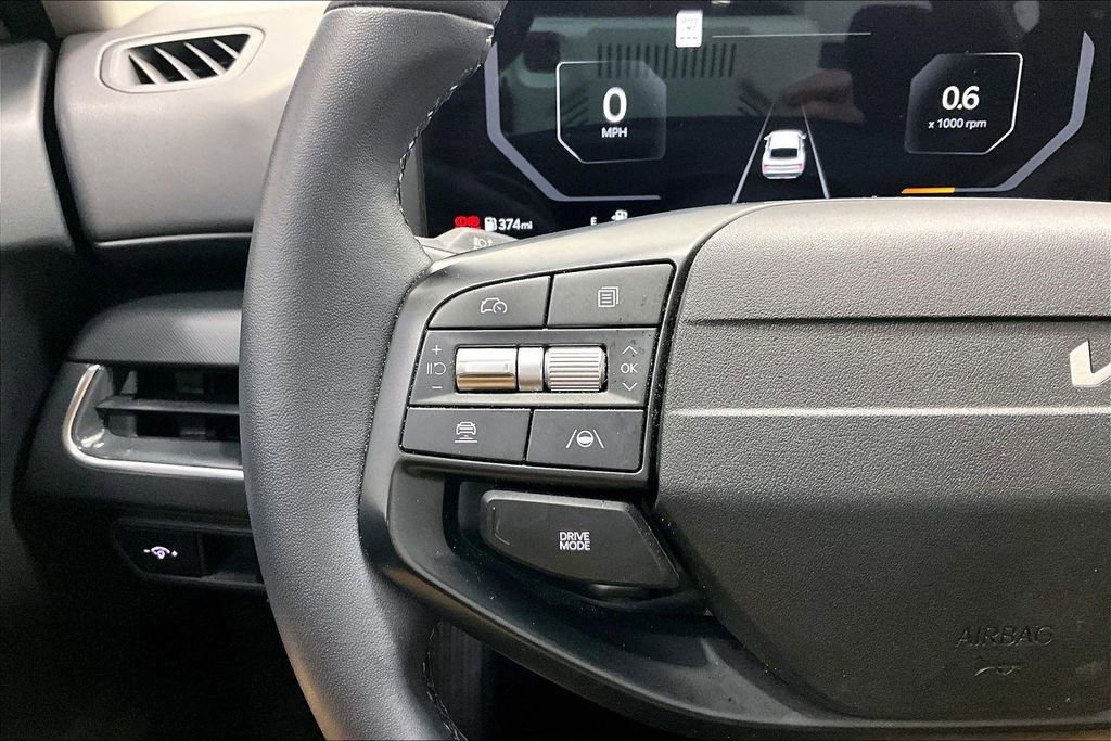 Used 2025 Kia K4 EX FWD image 23
