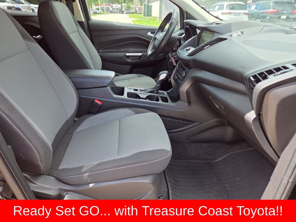 Used 2018 Ford Escape SE w/ SE Sync 3 Package FWD image 15