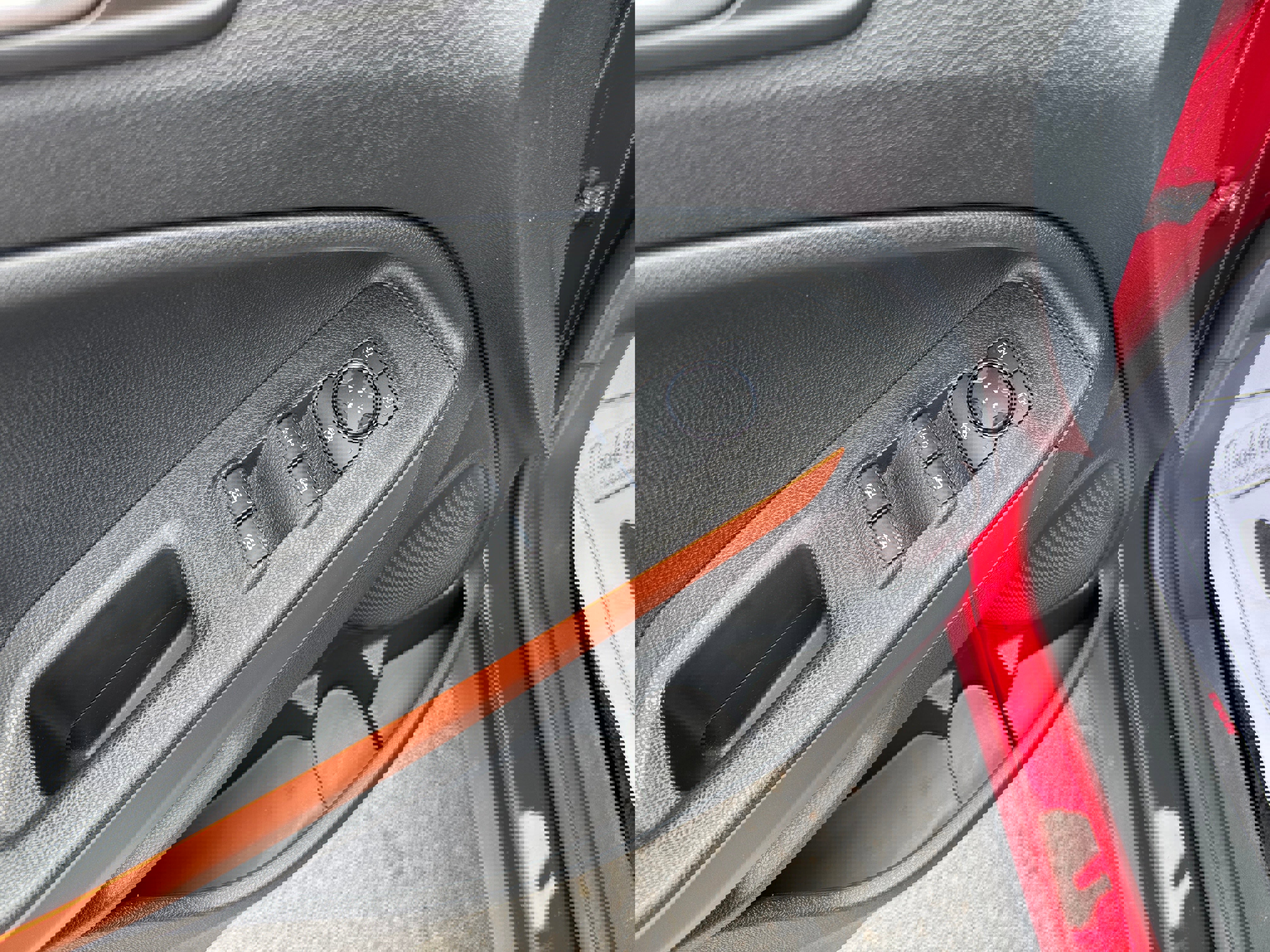 Used 2021 Ford EcoSport SE w/ SE Appearance Package image 8