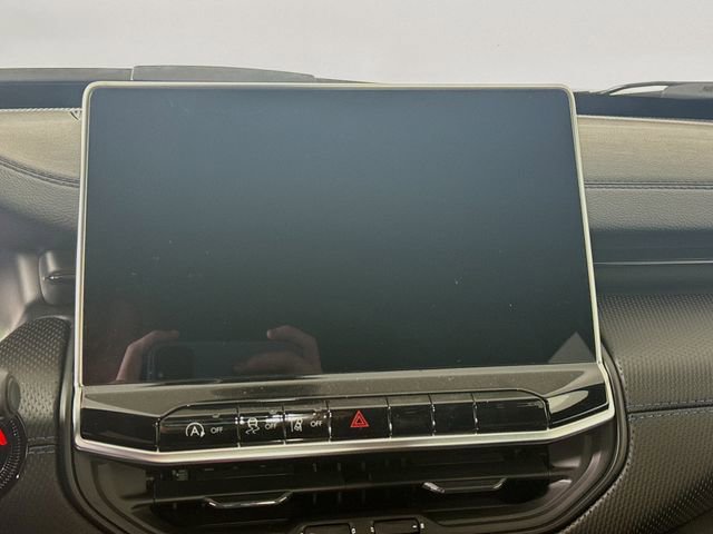 New 2026 Jeep Compass Latitude image 16