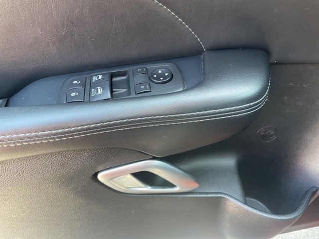 Used 2020 Dodge Challenger SXT w/ Plus Package image 19