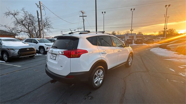 Used 2013 Toyota RAV4 LE image 29