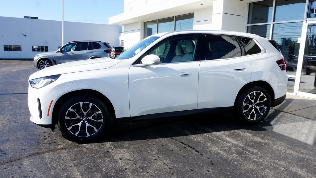 Used 2026 BMW X3 xDrive30i w/ Convenience Package AWD/4WD image 2