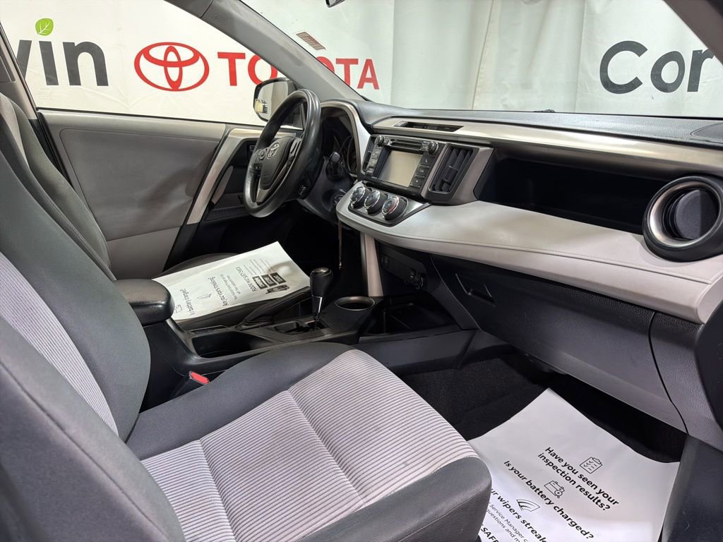 Used 2013 Toyota RAV4 LE image 11