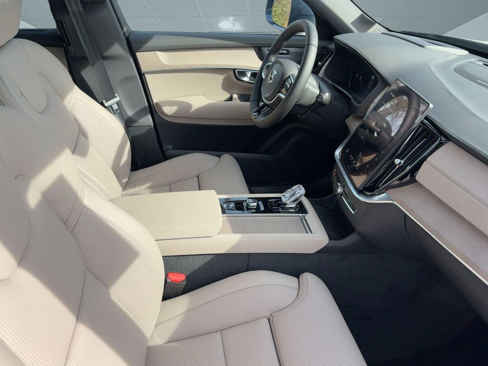 New 2026 Volvo XC90 T8 Ultra image 30