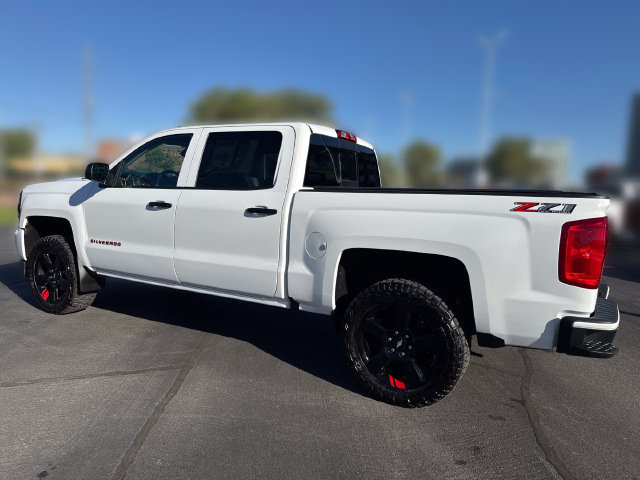 Used 2018 Chevrolet Silverado 1500 LTZ Z71 w/ Redline Edition AWD/4WD image 3