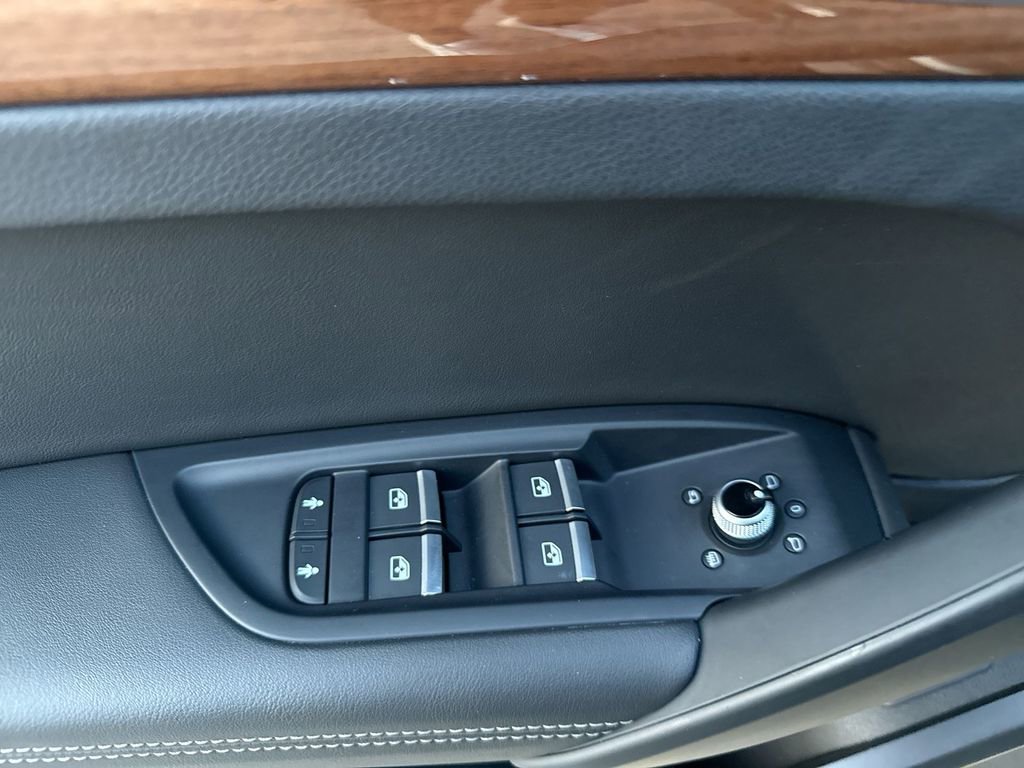 Used 2021 Audi Q5 2.0T Premium Plus w/ Premium Plus Package image 15