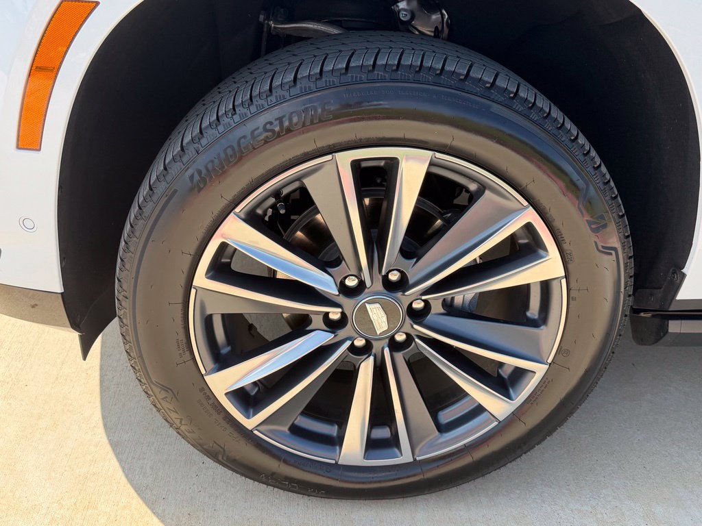 New 2026 Cadillac Escalade Sport w/ LPO, Floor Liner Package AWD/4WD image 11