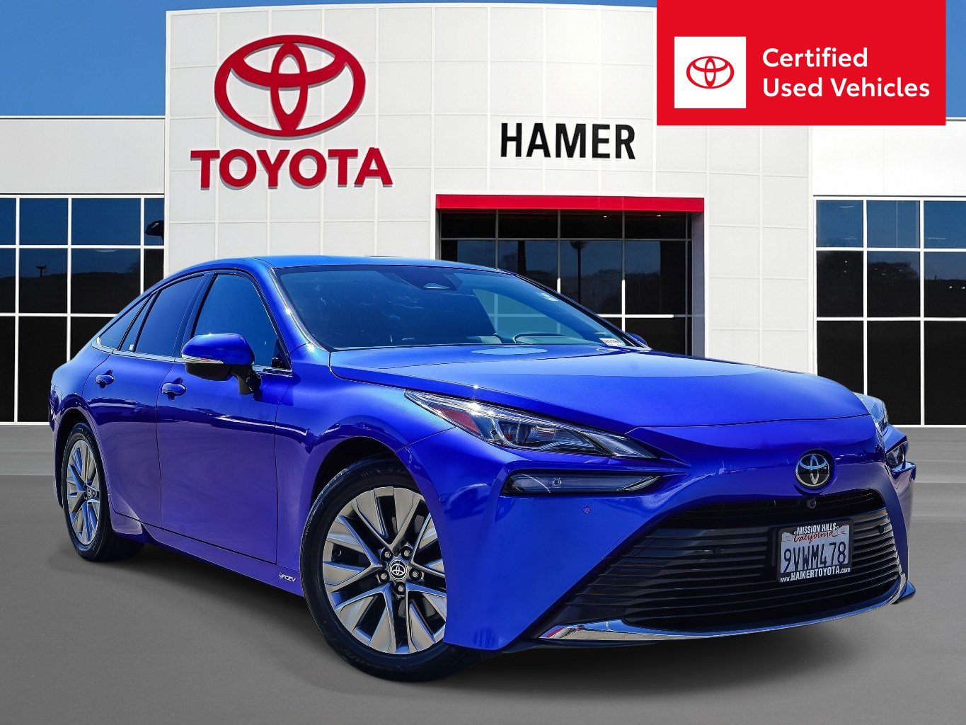 Certified 2025 Toyota Mirai XLE RWD image 1
