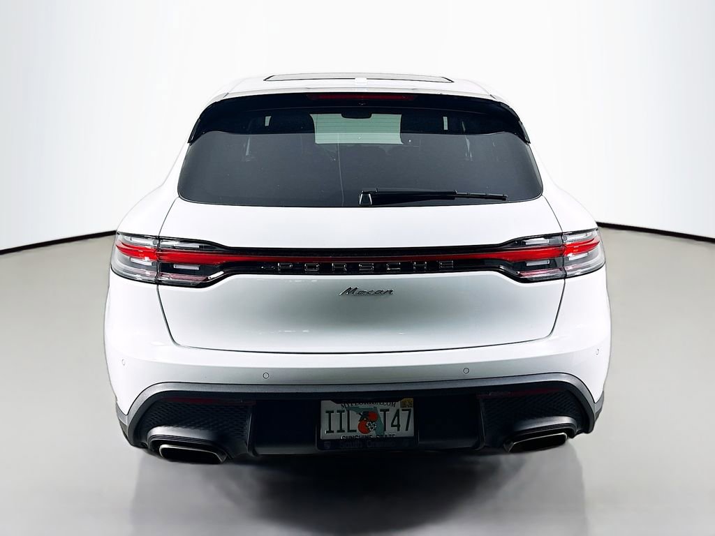Certified 2026 Porsche Macan AWD/4WD image 10