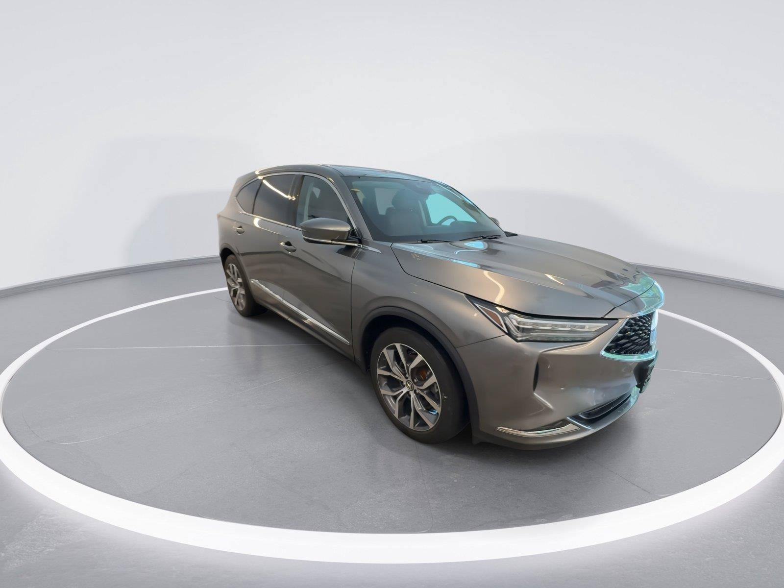 Used 2024 Acura MDX SH-AWD w/ Technology Package image 2