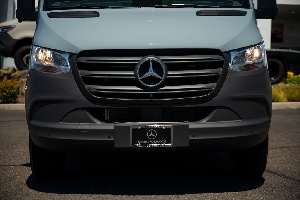 New 2025 Mercedes-Benz Sprinter 2500 image 10