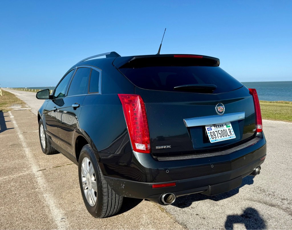 Used 2013 Cadillac SRX Luxury w/ Driver Awareness Package image 7
