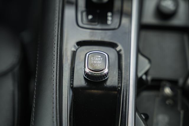 Used 2023 Volvo XC90 B6 Plus w/ Protection Package AWD/4WD image 26