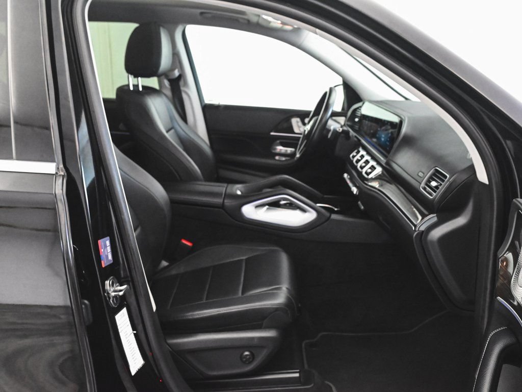 Used 2024 Mercedes-Benz GLS 450 4MATIC image 38