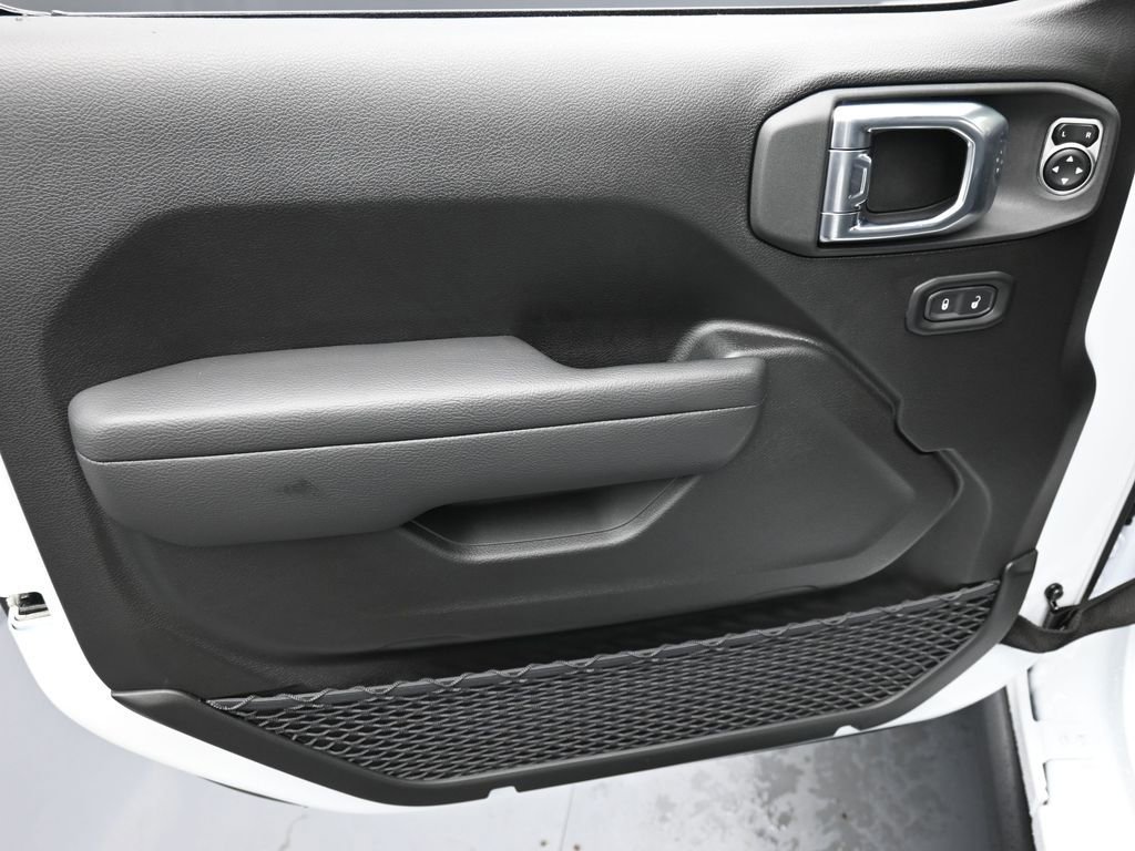 New 2026 Jeep Wrangler Willys image 9