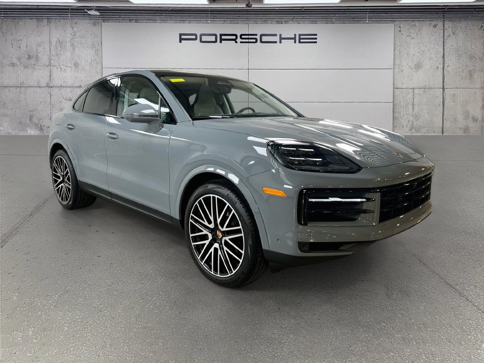 New 2026 Porsche Cayenne Coupe AWD/4WD image 7
