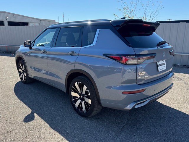 Used 2026 Mitsubishi Outlander SEL FWD image 4