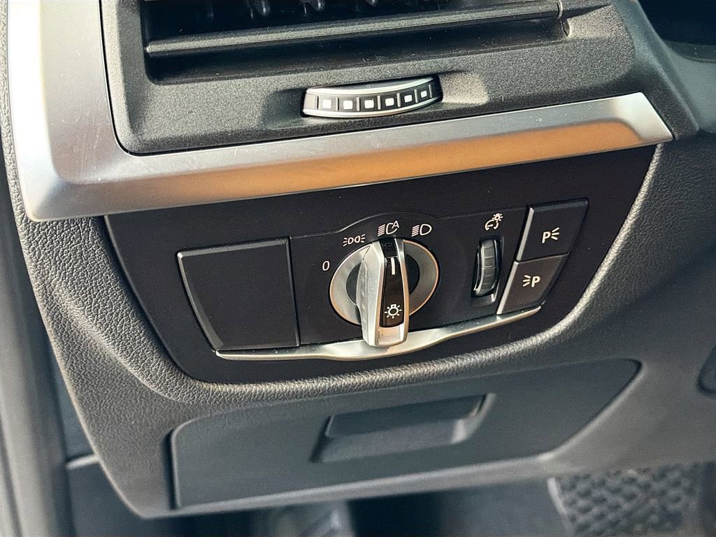 Used 2024 BMW X3 xDrive30i image 10