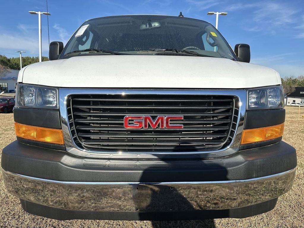 Used 2024 GMC Savana 2500 w/ Driver Convenience Package image 24