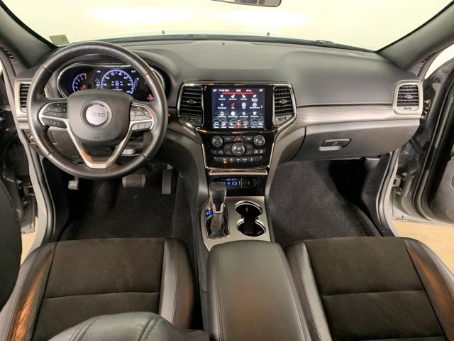 Used 2021 Jeep Grand Cherokee Laredo X image 32
