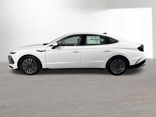 Used 2025 Hyundai Sonata Limited image 16