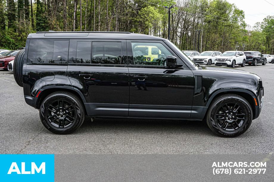 Used 2024 Land Rover Defender 110 S image 9
