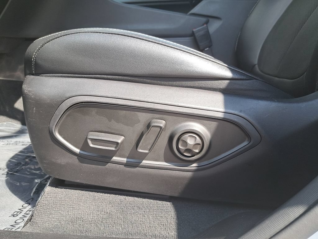 Certified 2023 Jeep Grand Cherokee Altitude AWD/4WD image 29