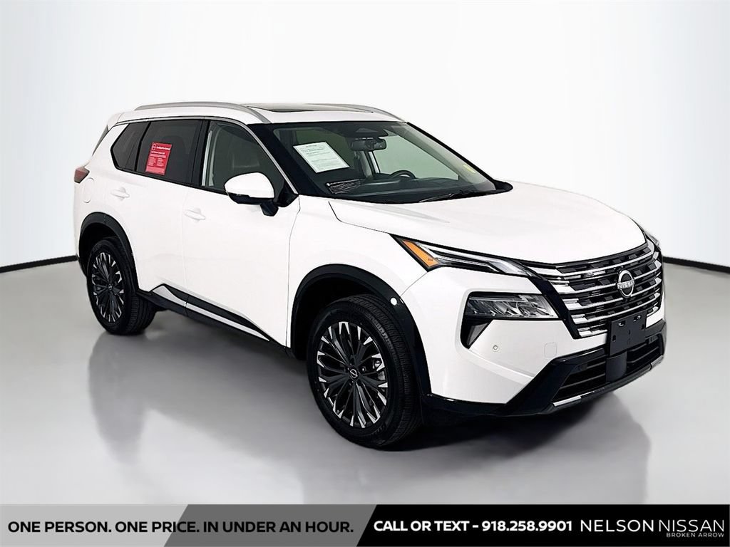 Certified 2026 Nissan Rogue Platinum w/ Tech Package AWD/4WD image 3