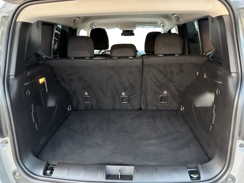 Used 2022 Jeep Renegade Latitude image 13