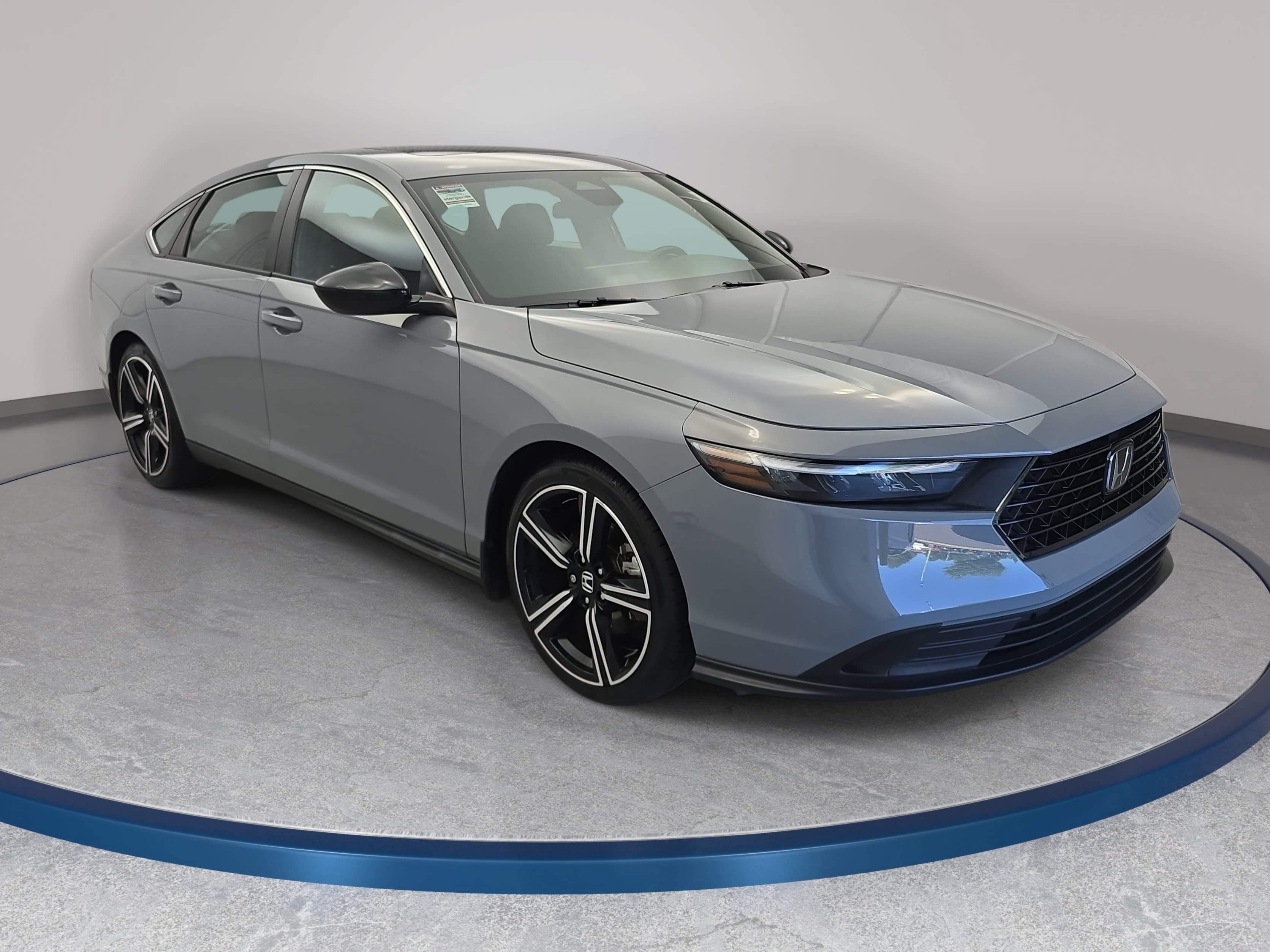 Used 2023 Honda Accord Sport image 3