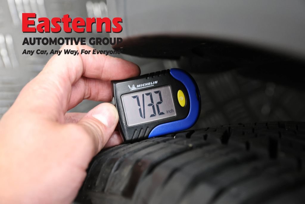 Used 2024 Ford Escape Active AWD/4WD image 29