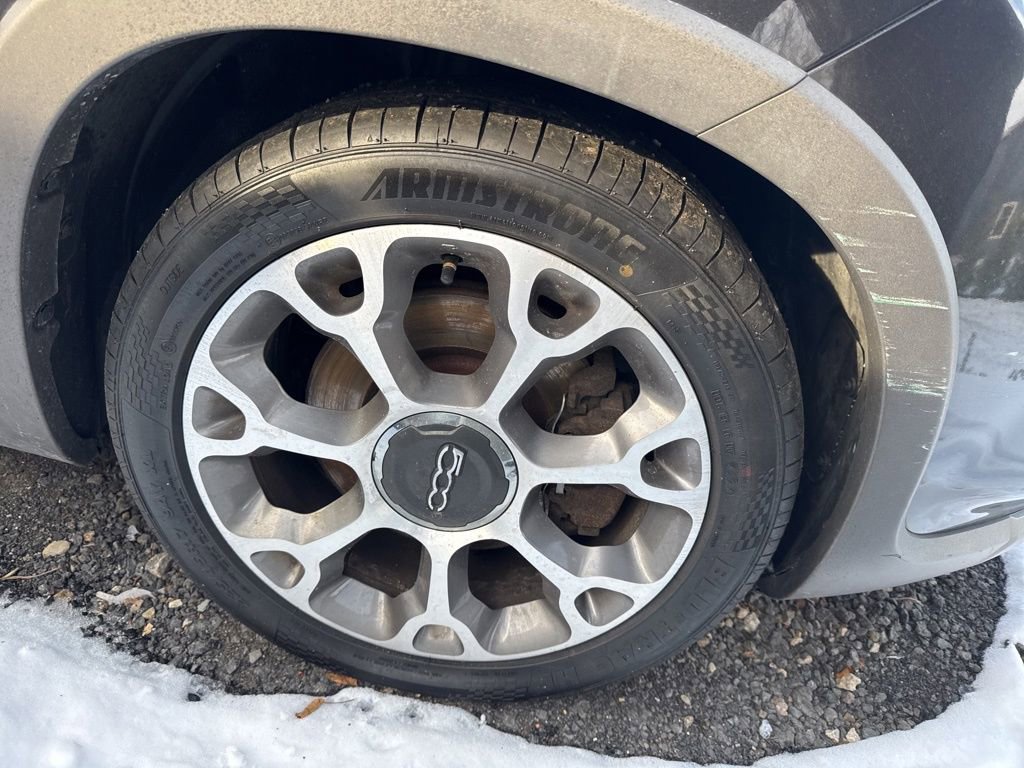 Used 2014 FIAT 500L Trekking w/ Popular Equipment Group image 13