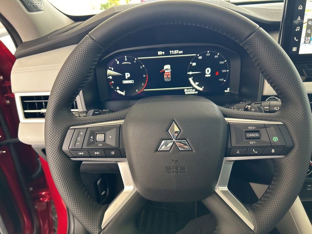 New 2025 Mitsubishi Outlander SE image 45