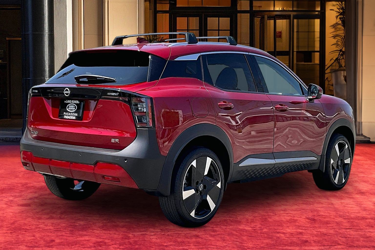 Used 2025 Nissan Kicks SR FWD image 12