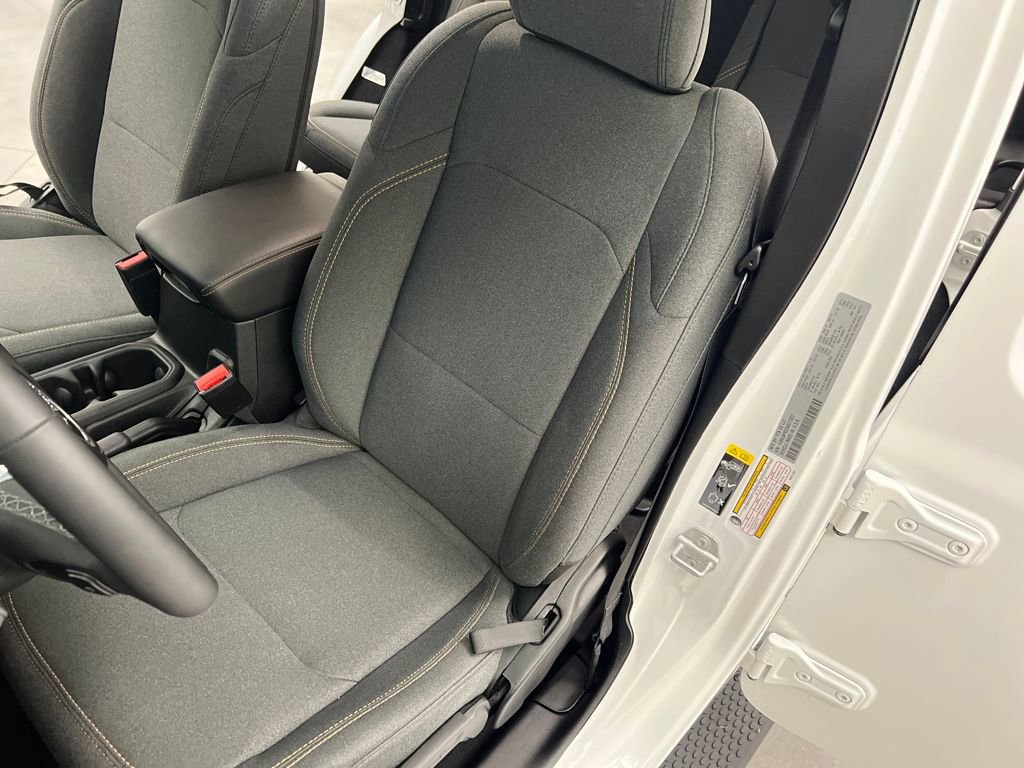 Used 2025 Jeep Wrangler Sahara 4xe image 9