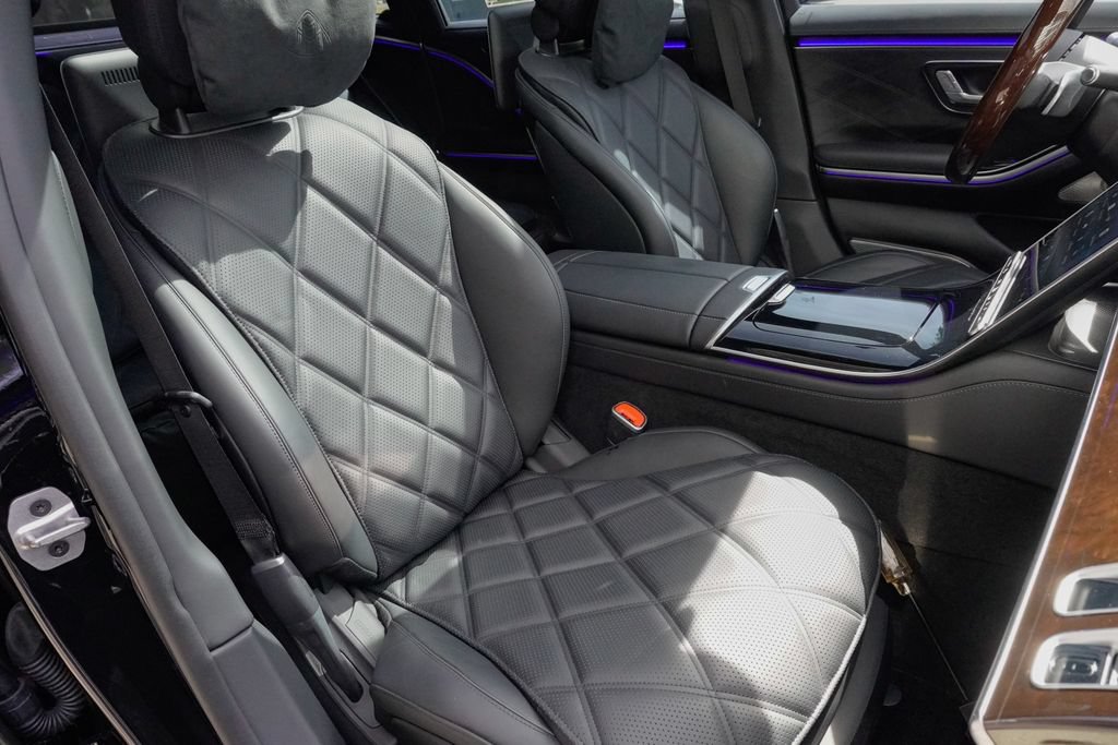 Used 2025 Mercedes-Benz Maybach S 680 4MATIC image 24