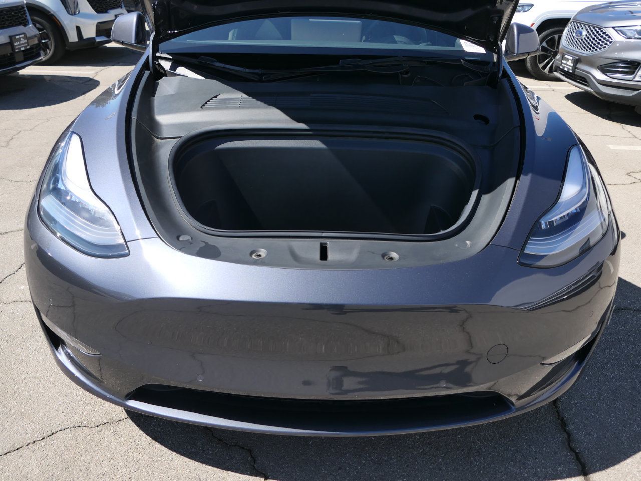 Used 2021 Tesla Model Y Long Range AWD/4WD image 29