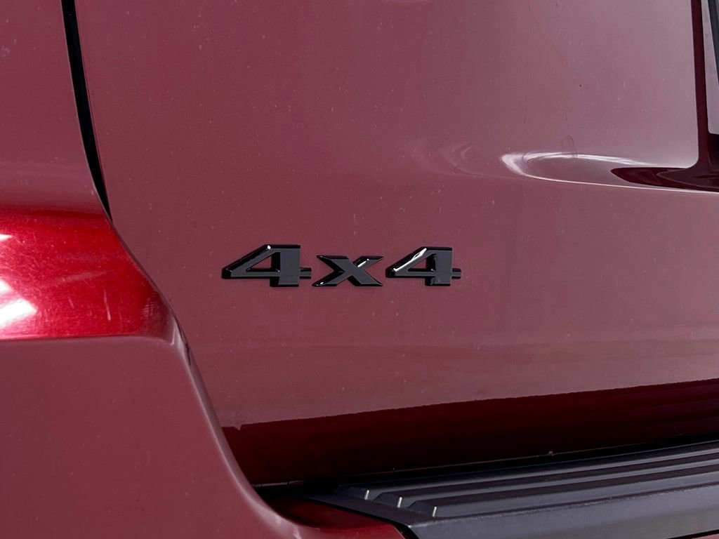 Used 2019 Jeep Grand Cherokee Altitude image 41