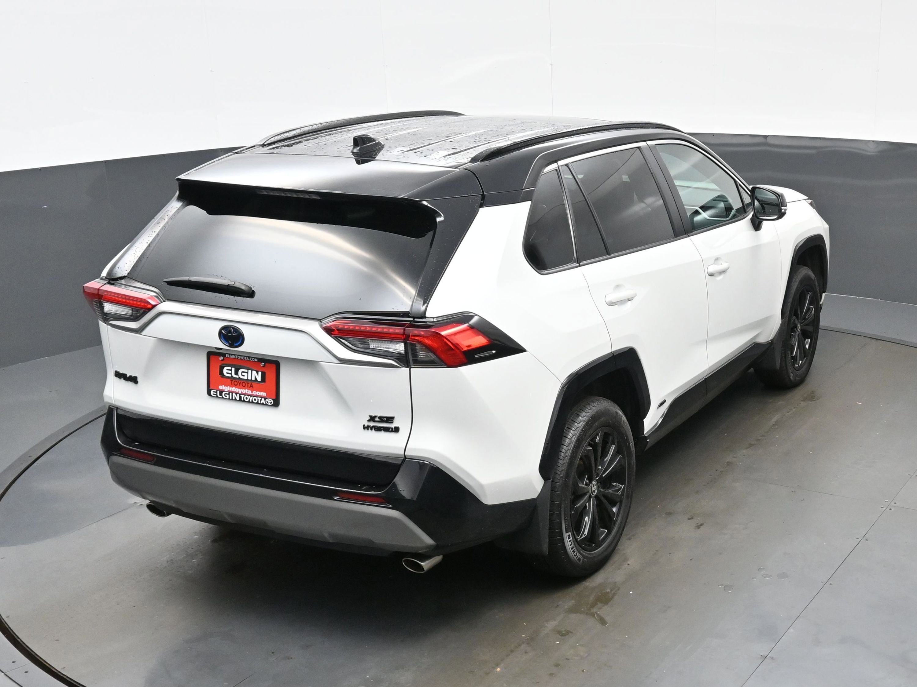 Used 2024 Toyota RAV4 XSE w/ Weather Package image 41