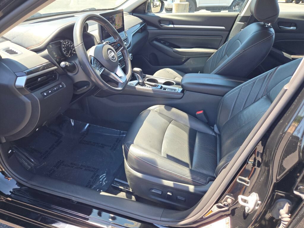 Used 2023 Nissan Altima 2.0 SR FWD image 26