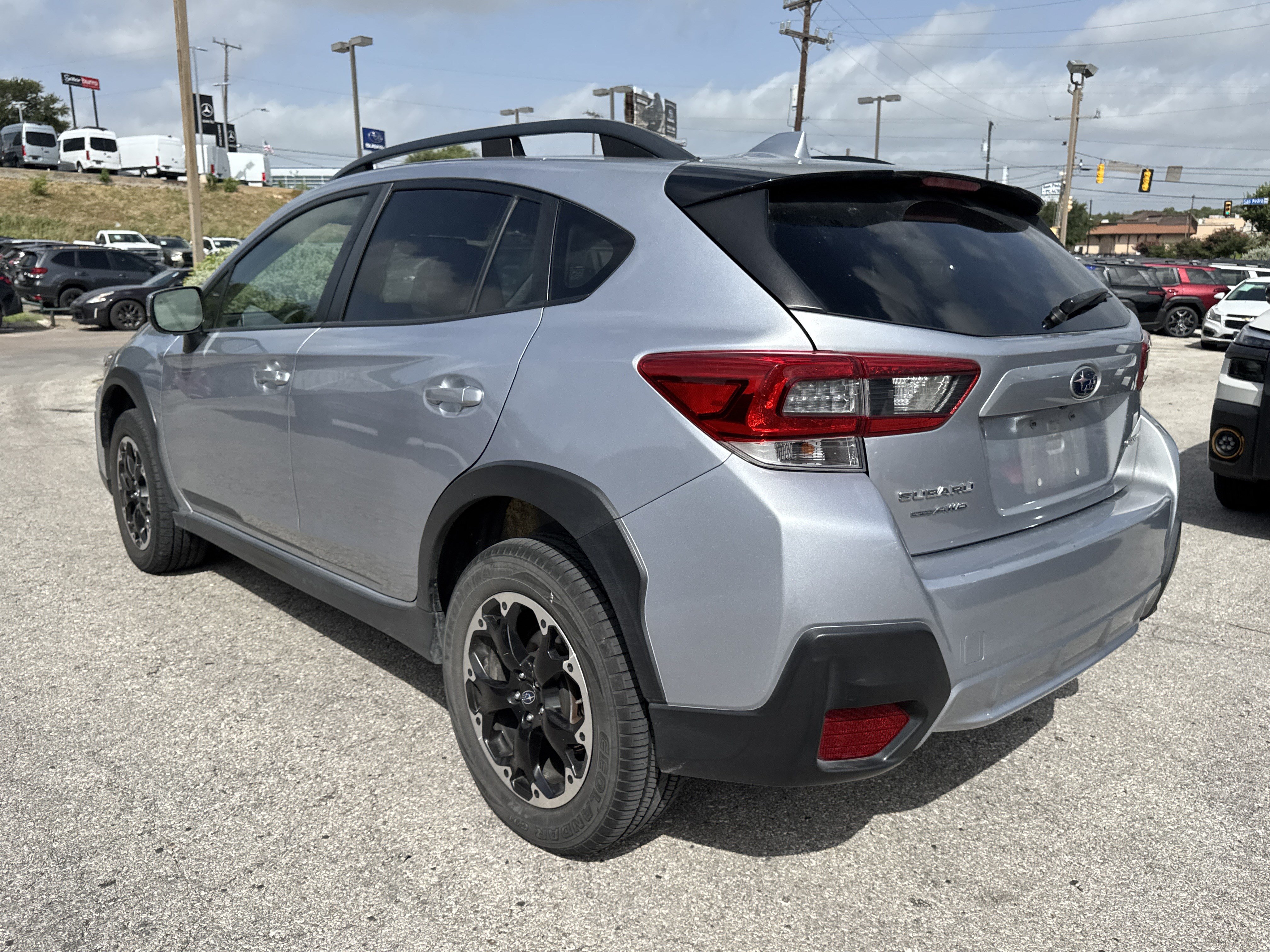 Used 2021 Subaru Crosstrek 2.0i Premium AWD/4WD image 6